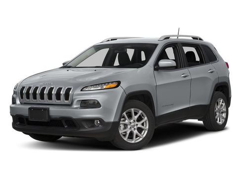 Used 2018 Jeep Cherokee Latitude Plus image 4