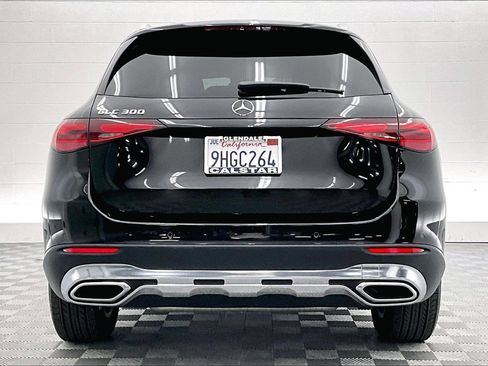Certified 2023 Mercedes-Benz GLC 300 image 3