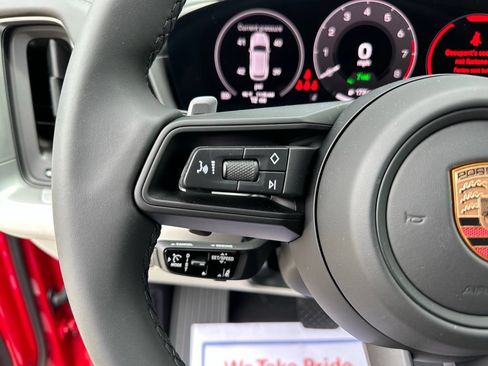 Certified 2025 Porsche Cayenne E-Hybrid AWD/4WD image 21