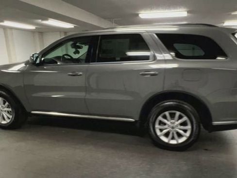 Used 2022 Dodge Durango SXT AWD/4WD image 6