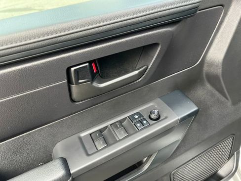 Used 2022 Toyota Tundra SR image 30