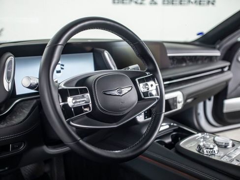 Used 2025 Genesis G90 3.5T image 16