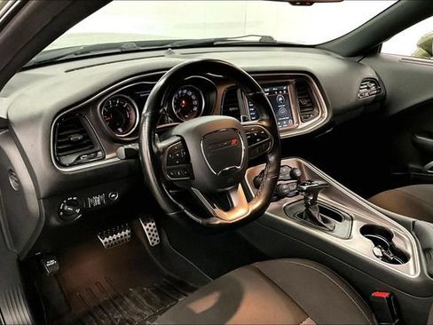 Used 2021 Dodge Challenger R/T Scat Pack w/ Dynamics Package RWD image 17