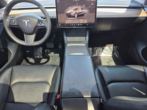 Used 2023 Tesla Model Y Long Range AWD/4WD image 12