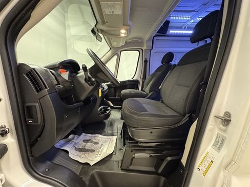 Used 2016 RAM ProMaster 3500 w/ Premium Appearance Group FWD image 16