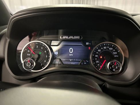 New 2026 RAM 1500 4x4 Crew Cab image 14