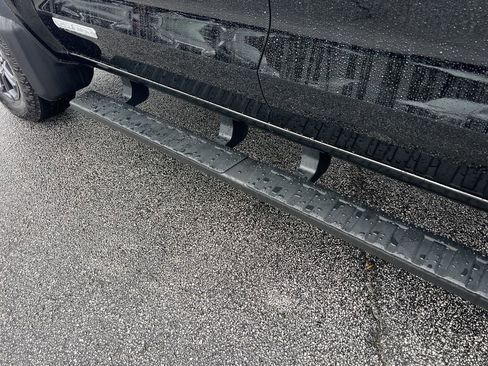 Used 2023 GMC Canyon Elevation w/ Convenience Package image 30