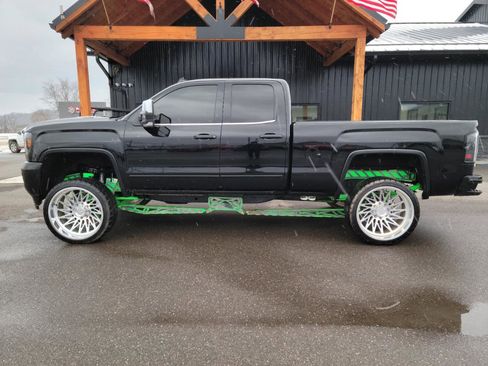 Used 2015 GMC Sierra 2500 SLE w/ SLE Preferred Package image 22