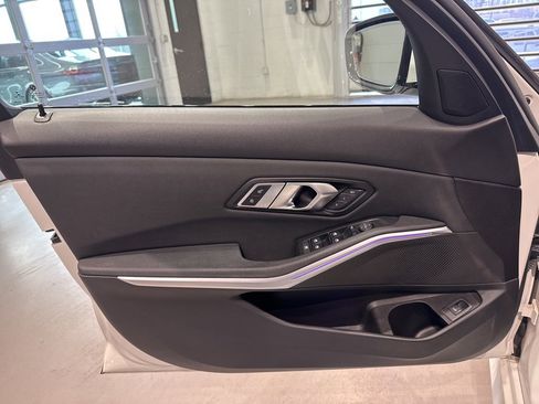 Used 2021 BMW 330i xDrive Sedan w/ M Sport Package image 15