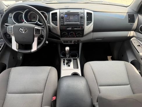 Used 2013 Toyota Tacoma PreRunner w/ SR5 Pkg RWD image 25