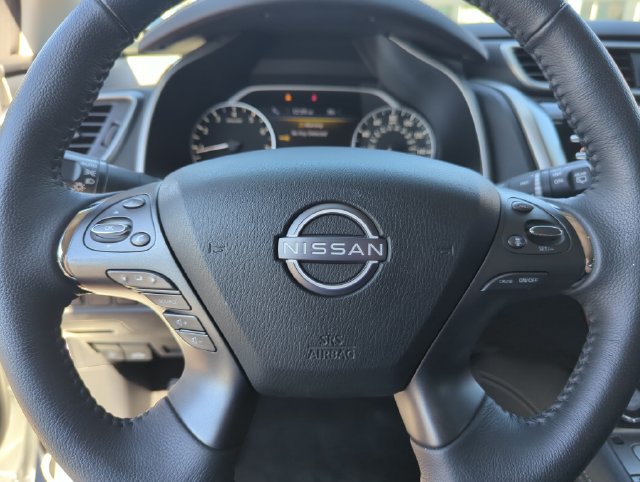 Certified 2024 Nissan Murano SV FWD image 43