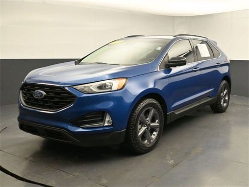 Used 2022 Ford Edge SEL w/ Sport Appearance Package image 7