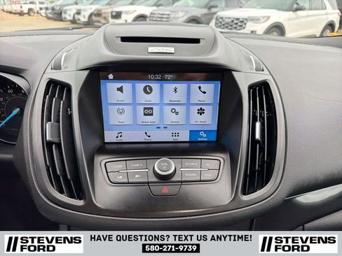 Used 2017 Ford Escape SE w/ Equipment Group 201A FWD image 32