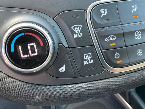 Used 2024 Chevrolet Malibu LT image 22