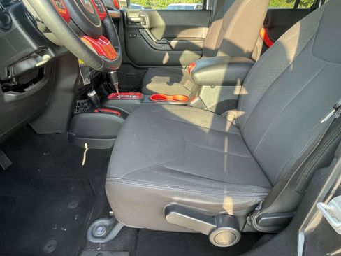 Used 2017 Jeep Wrangler Unlimited Sport w/ Quick Order Package 24S image 13