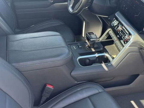 Used 2024 GMC Sierra 1500 Denali w/ Denali Reserve Package image 17