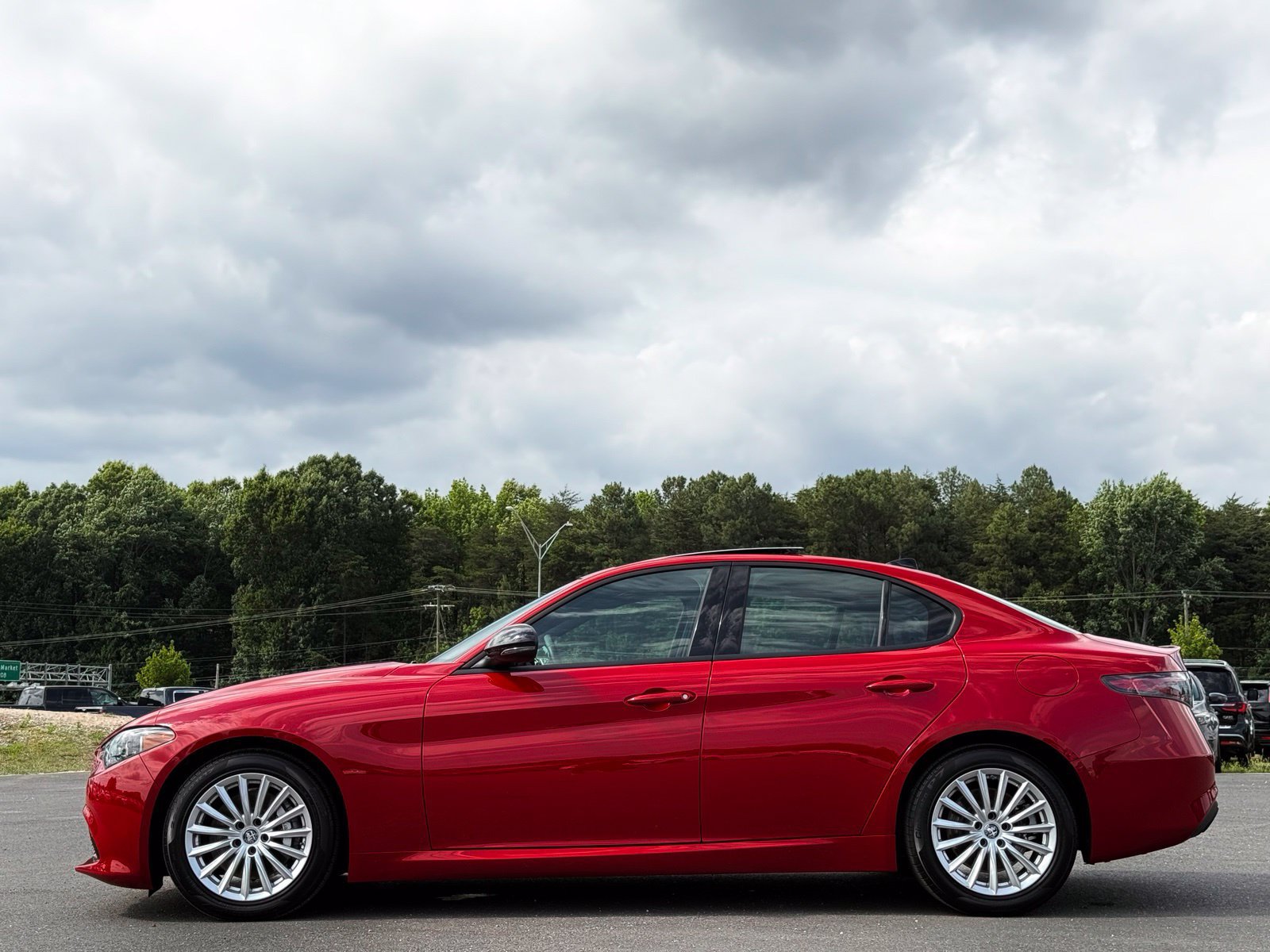 Used 2024 Alfa Romeo Giulia Sprint RWD image 14