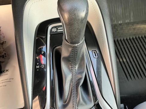 Certified 2023 Toyota Corolla SE image 9