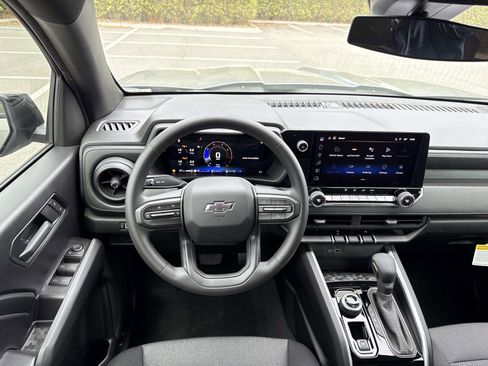 New 2026 Chevrolet Colorado Trail Boss AWD/4WD image 13