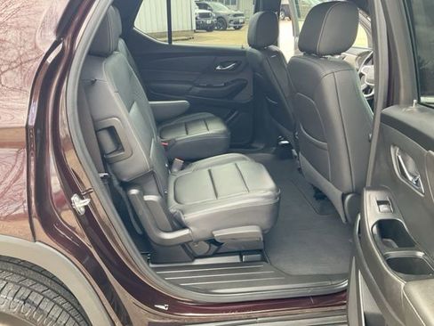 Used 2023 Chevrolet Traverse LT w/ LT Premium Package AWD/4WD image 20