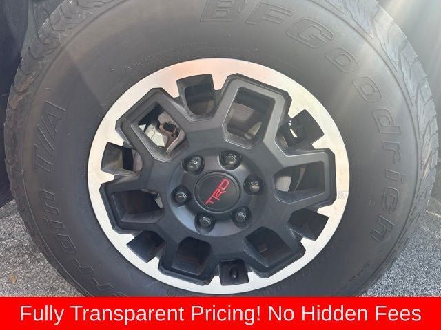 Used 2024 Toyota Tacoma TRD Off-Road AWD/4WD image 16