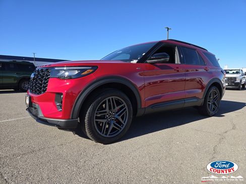 New 2026 Ford Explorer ST-Line w/ ST-Line Street Pack image 2