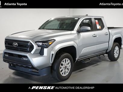 New 2025 Toyota Tacoma SR5
