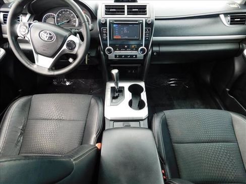 Used 2014 Toyota Camry SE w/ Fleet Convenience Package FWD image 22