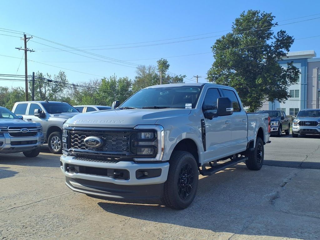 New 2026 Ford F250 XLT w/ XLT Premium Package AWD/4WD image 9