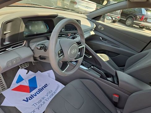 Certified 2025 Hyundai Elantra Sport FWD image 25