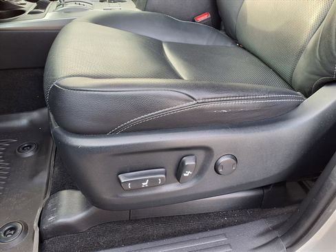 Used 2023 Toyota 4Runner Limited image 28