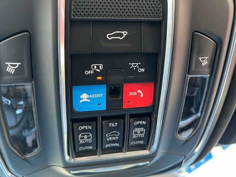 New 2026 Jeep Grand Cherokee L Summit w/ Advanced Protech Group IV image 51