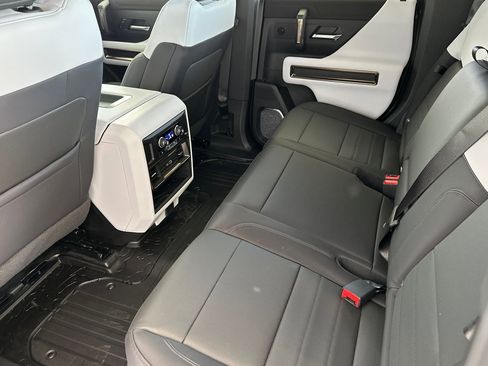 New 2025 GMC Hummer EV 3X image 13