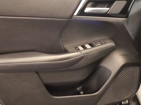 Used 2024 Mitsubishi Outlander SE AWD/4WD image 9