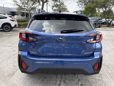 Certified 2025 Subaru Crosstrek 2.0i Premium image 24