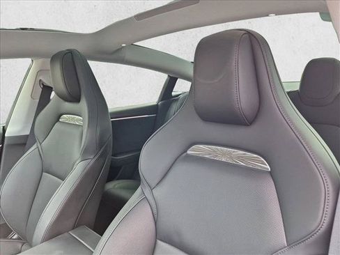 Used 2025 Tesla Model 3 Performance AWD/4WD image 12