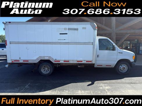 Used 2003 Ford E-350 and Econoline 350 Super Duty image 1