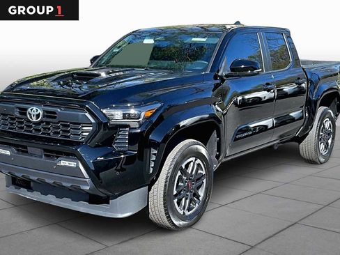 Used 2024 Toyota Tacoma TRD Sport w/ TRD Sport Upgrade Package image 1