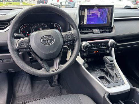 Certified 2025 Toyota RAV4 LE FWD image 21