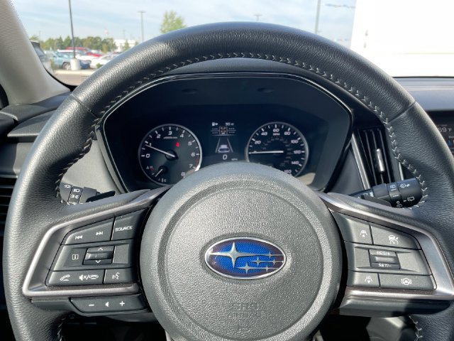 Certified 2025 Subaru Outback Premium AWD/4WD image 19