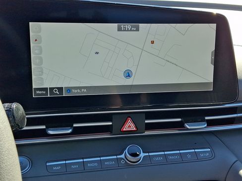 Certified 2024 Hyundai Elantra SEL image 23