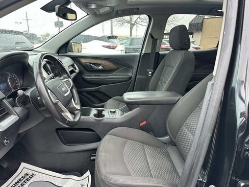 Used 2019 GMC Terrain SLE w/ Driver Convenience Package FWD image 10