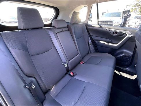 Used 2025 Toyota RAV4 LE AWD/4WD image 22