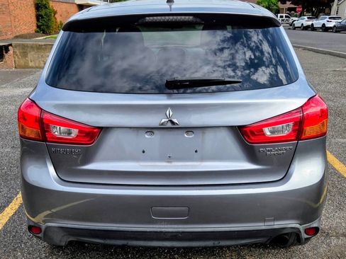 Used 2016 Mitsubishi Outlander Sport ES FWD image 6