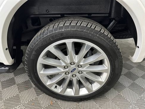 Used 2018 Ford F150 Limited w/ Trailer Tow Package image 21