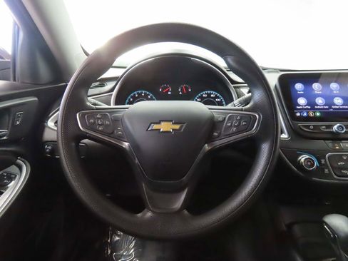 Used 2024 Chevrolet Malibu LS image 9