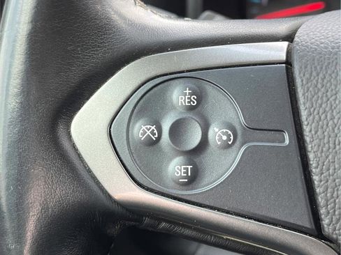 Used 2018 Chevrolet Silverado 1500 LT w/ Texas Edition RWD image 24