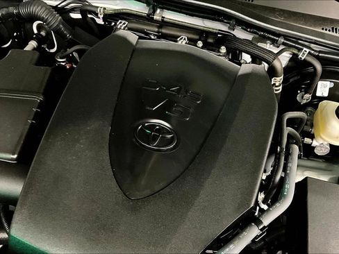 Used 2023 Toyota Tacoma SR AWD/4WD image 31