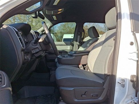 Used 2023 RAM 2500 Big Horn w/ Level 1 Equipment Group image 13