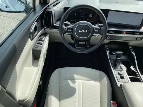 Used 2025 Kia Sorento S w/ Panoramic Sunroof Package image 33